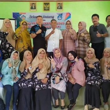 Studi Tiru Pendidikan Khusus Layanan Khusus (PKLK) Dinas Pen